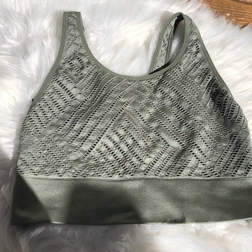 Victoria’s Secret Bralette sports bra
